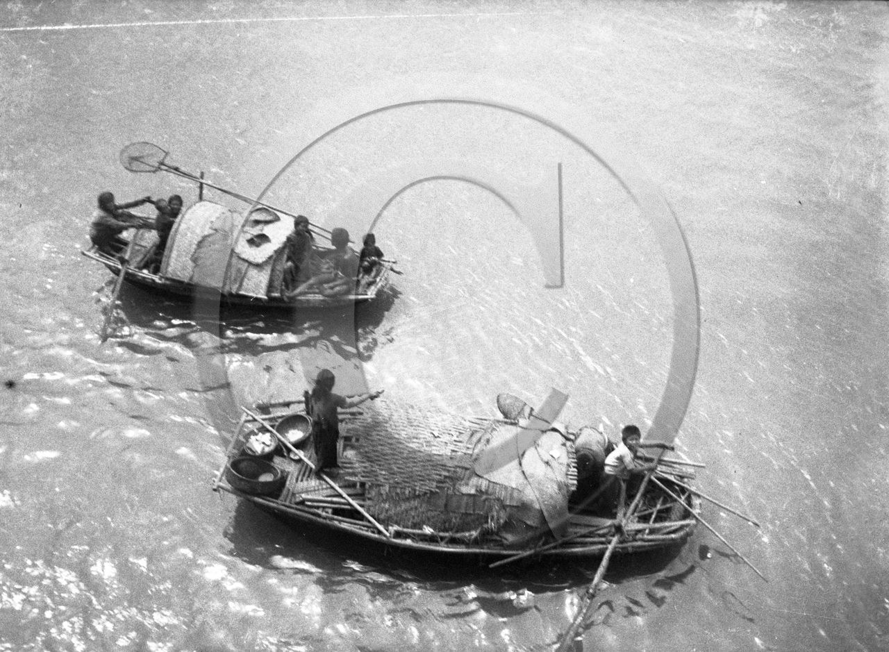 BA 222 baie d Along Viet Nam .jpg