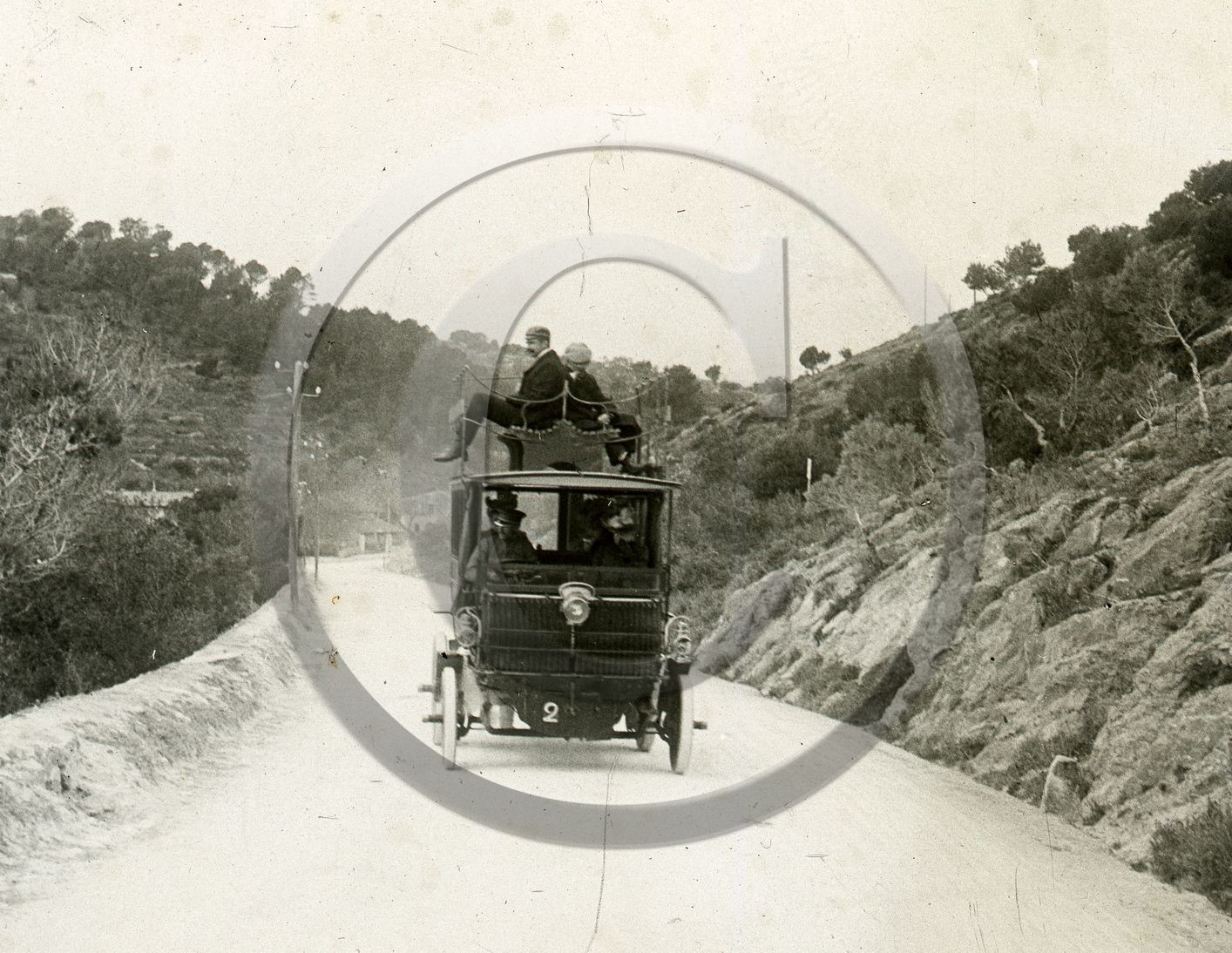 AU 4359 ancetre a imperial a identifier .jpg