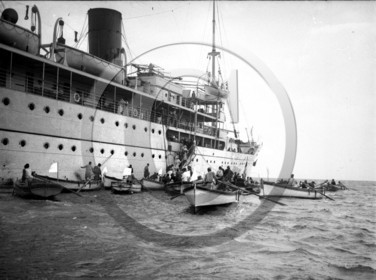 BA 868 paquebot escale .jpg