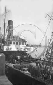 BX 77   chalutier l'atlantique St Malo.jpg