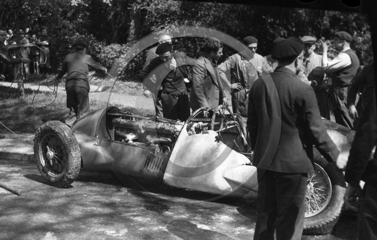 AUC 224  accident  .jpg