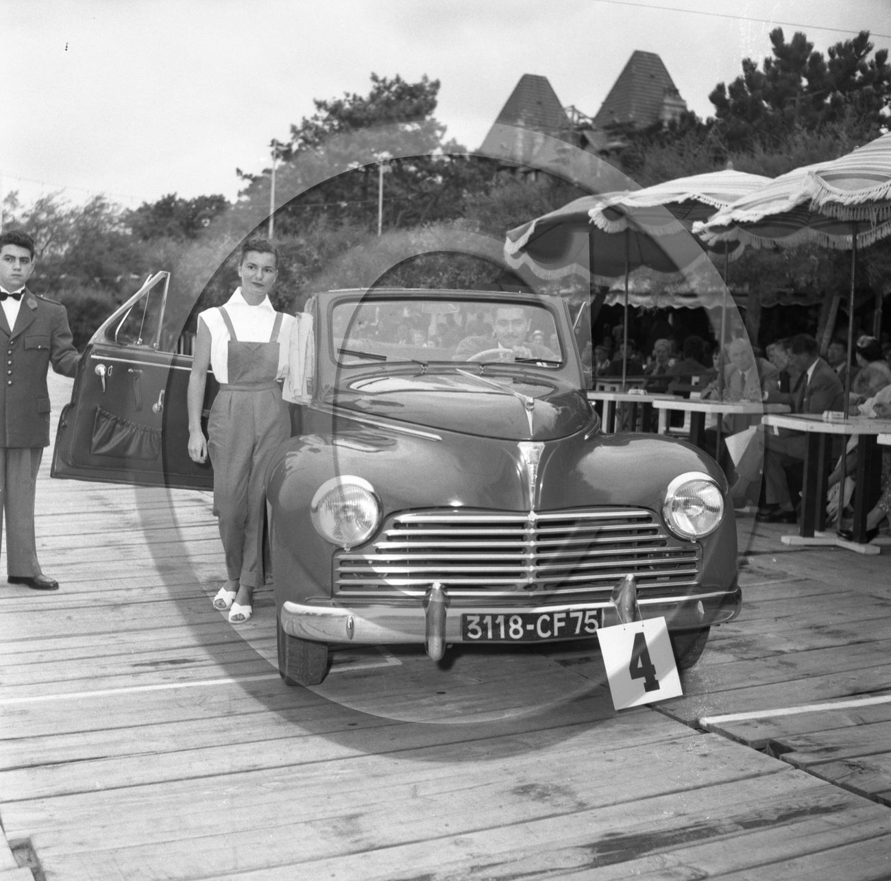 concours elegance apres guerre