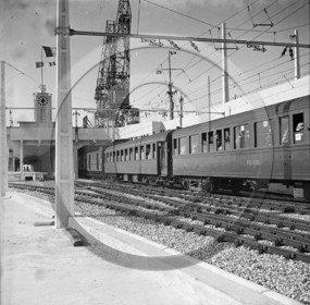 BA 903 paquebot Athenia le départ du train des pelerins  PO MIDI   le Verdon 1935 dpt 33  .jpg